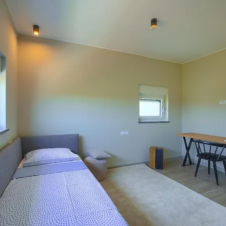 Loreta Near Fazana For 7 1 People With Luxury Private Jacuzzi Only 600 Meters From Sea Villa