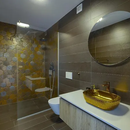 Villa Loreta Near Fazana For 7 1 People With Luxury Private Jacuzzi Only 600 Meters From Sea Štinjan