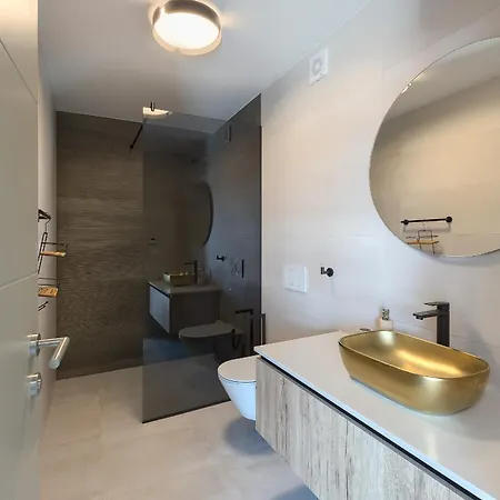 Loreta Near Fazana For 7 1 People With Luxury Private Jacuzzi Only 600 Meters From Sea *