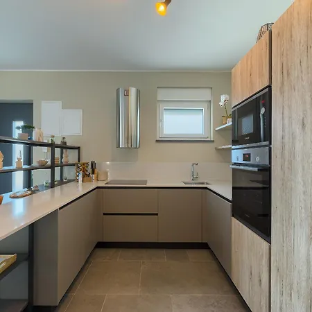 Loreta Near Fazana For 7 1 People With Luxury Private Jacuzzi Only 600 Meters From Sea *
