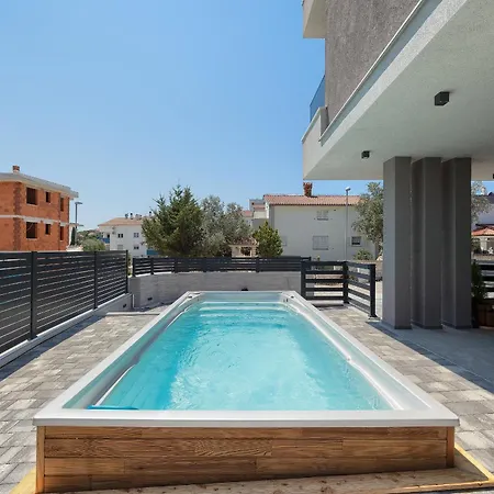 Loreta Near Fazana For 7 1 People With Luxury Private Jacuzzi Only 600 Meters From Sea