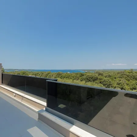 Villa Loreta Near Fazana For 7 1 People With Luxury Private Jacuzzi Only 600 Meters From Sea *
